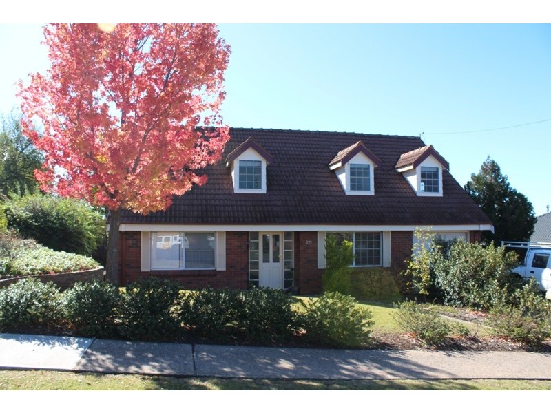 293 Lambert Street, Bathurst NSW 2795