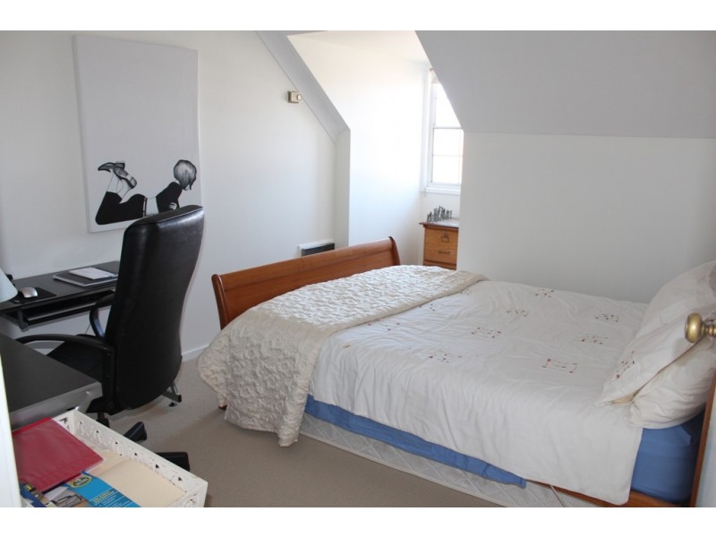 293 Lambert Street, Bathurst NSW 2795