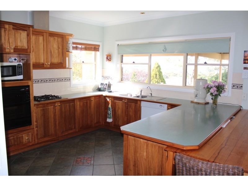 9 Lorimer Street, Llanarth NSW 2795