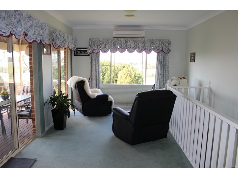 9 Lorimer Street, Llanarth NSW 2795