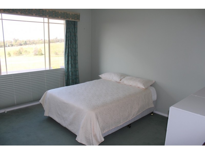 9 Lorimer Street, Llanarth NSW 2795