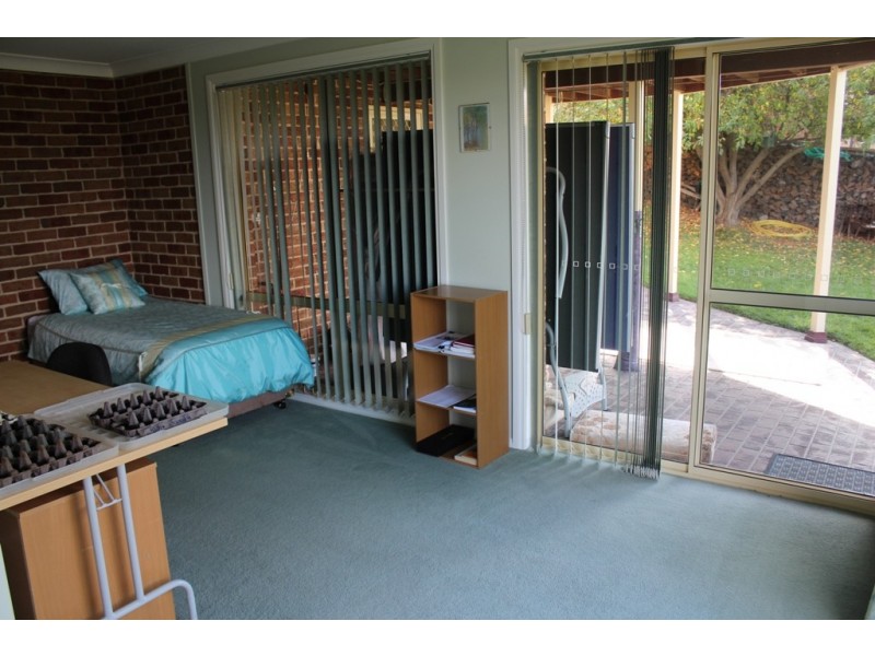 9 Lorimer Street, Llanarth NSW 2795