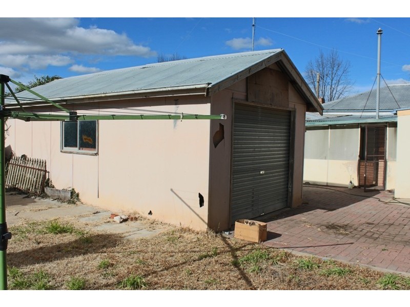 209 Bentinck Street, Bathurst NSW 2795