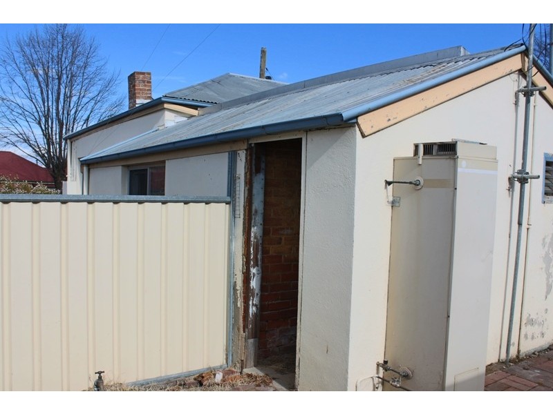 209 Bentinck Street, Bathurst NSW 2795