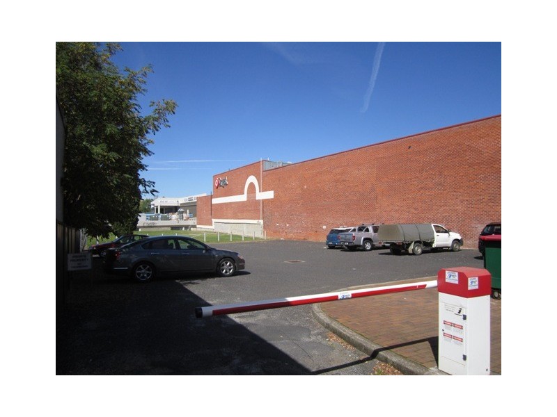 38 parking William St, Bathurst NSW 2795