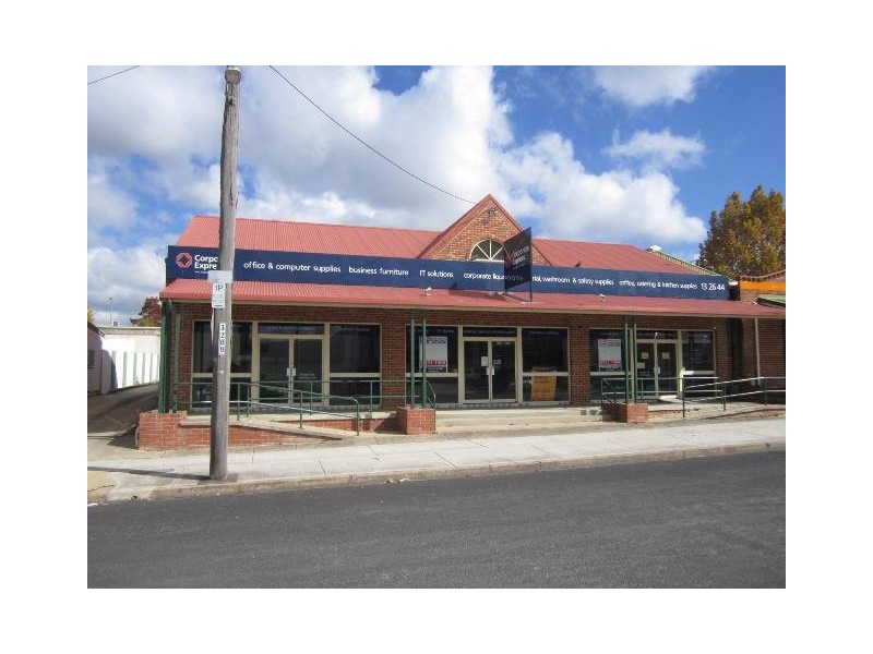 106-108 Russell St, Bathurst NSW 2795