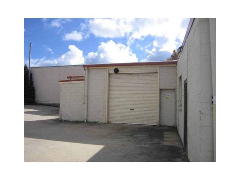 106-108 Russell St, Bathurst NSW 2795