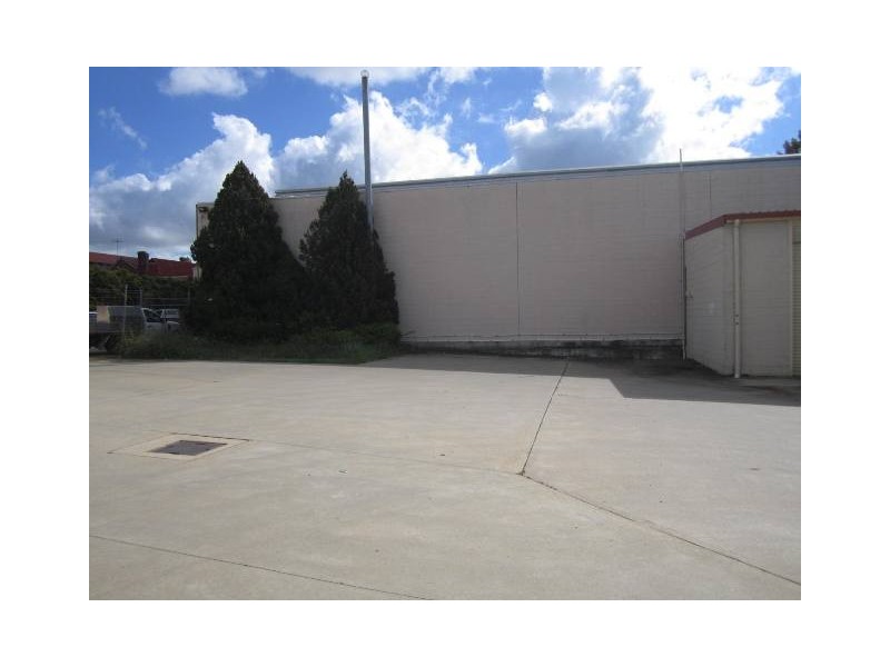 106-108 Russell St, Bathurst NSW 2795