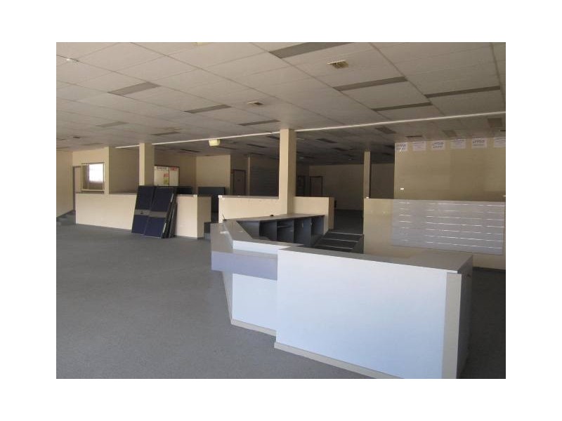 106-108 Russell St, Bathurst NSW 2795