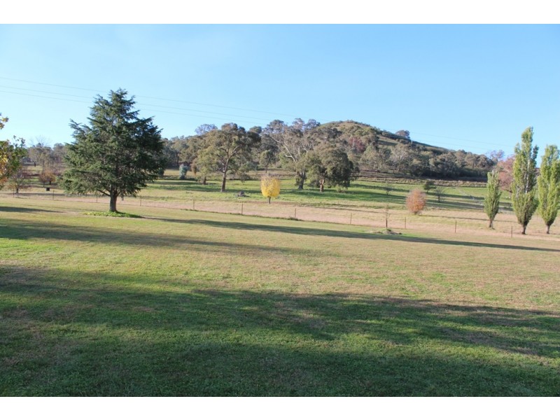 1695 Pymonts Lane, Peel NSW 2795