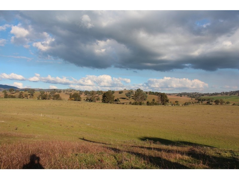 1695 Pymonts Lane, Peel NSW 2795