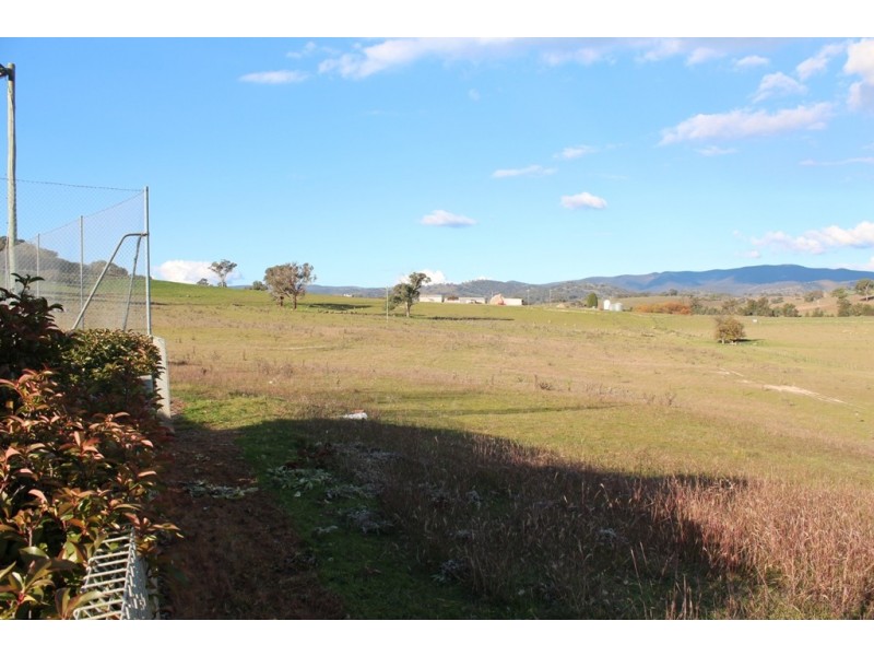 1695 Pymonts Lane, Peel NSW 2795