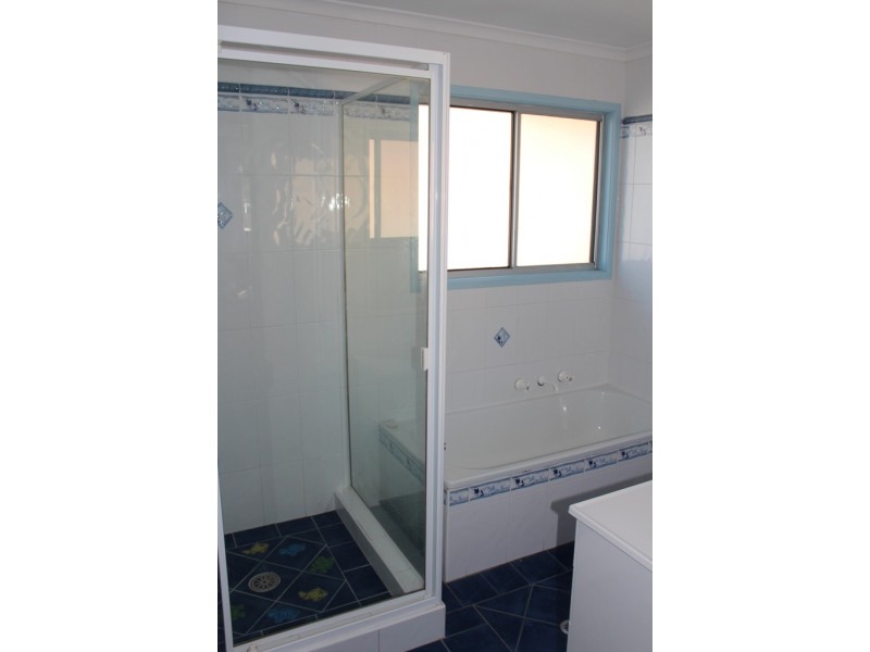 13 Bouffler Close, Kelso NSW 2795