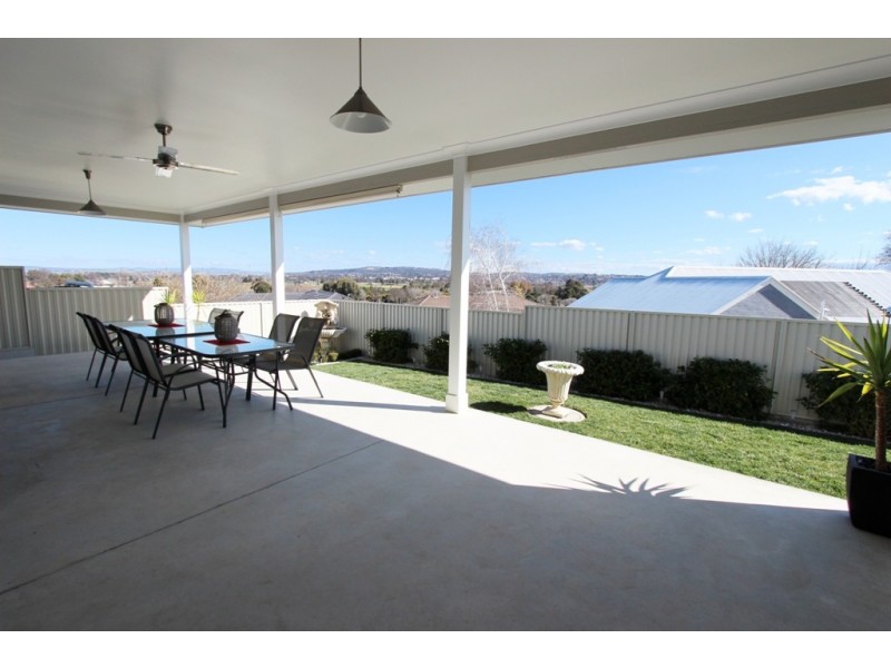 5 Gibsone Drive, Kelso NSW 2795