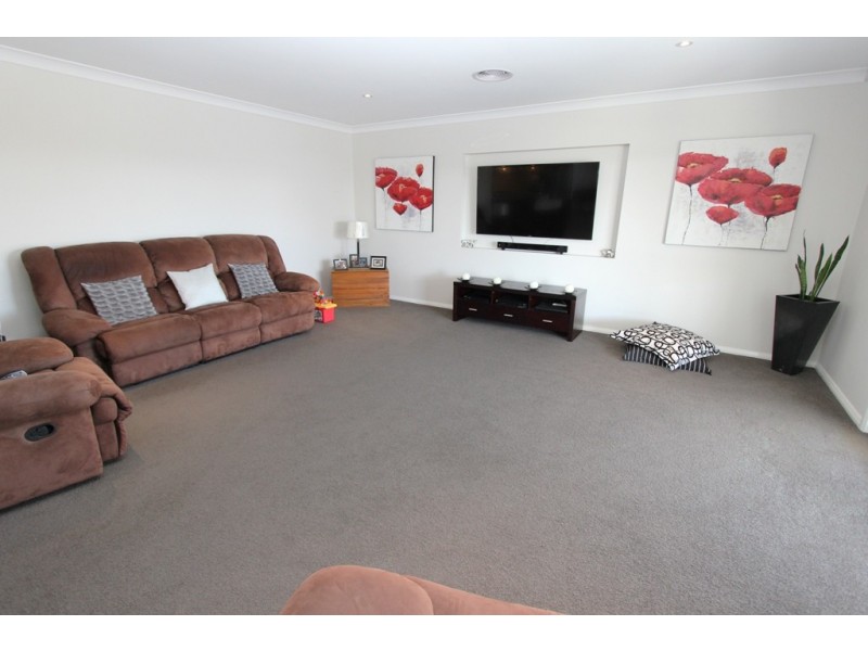 5 Gibsone Drive, Kelso NSW 2795