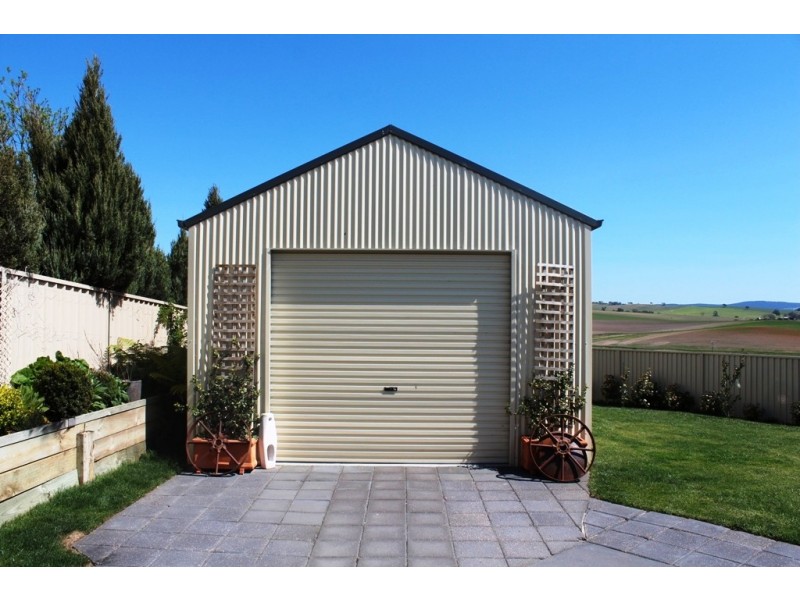 48 Carlyle Avenue, Llanarth NSW 2795