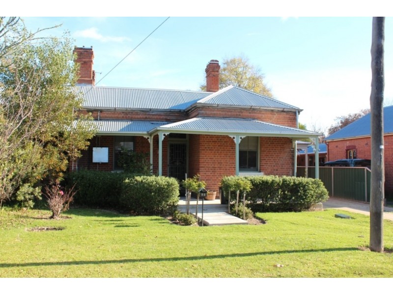 22 Morrisset Street, Bathurst NSW 2795