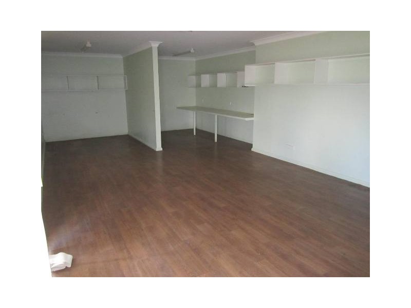 9 Bant Street, Bathurst NSW 2795