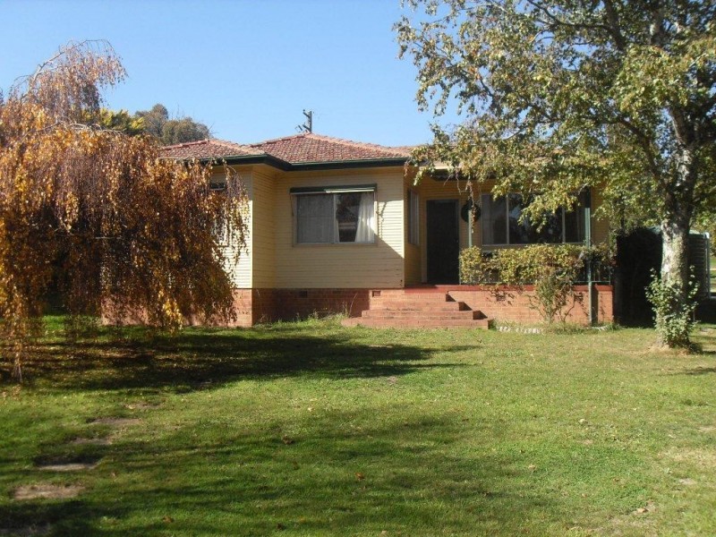 246 Hobbys Yards Road, Bathurst NSW 2795