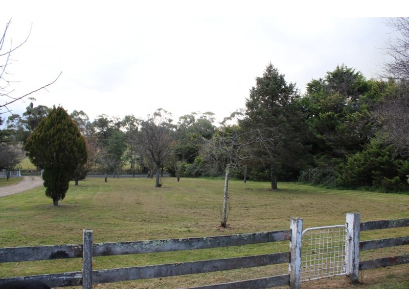 246 Hobbys Yards Road, Bathurst NSW 2795