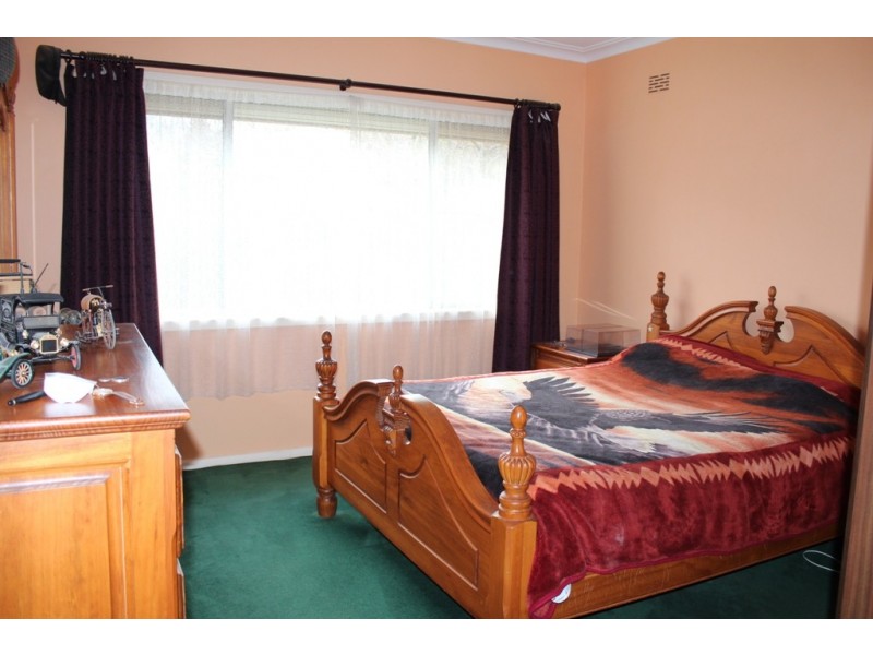 246 Hobbys Yards Road, Bathurst NSW 2795