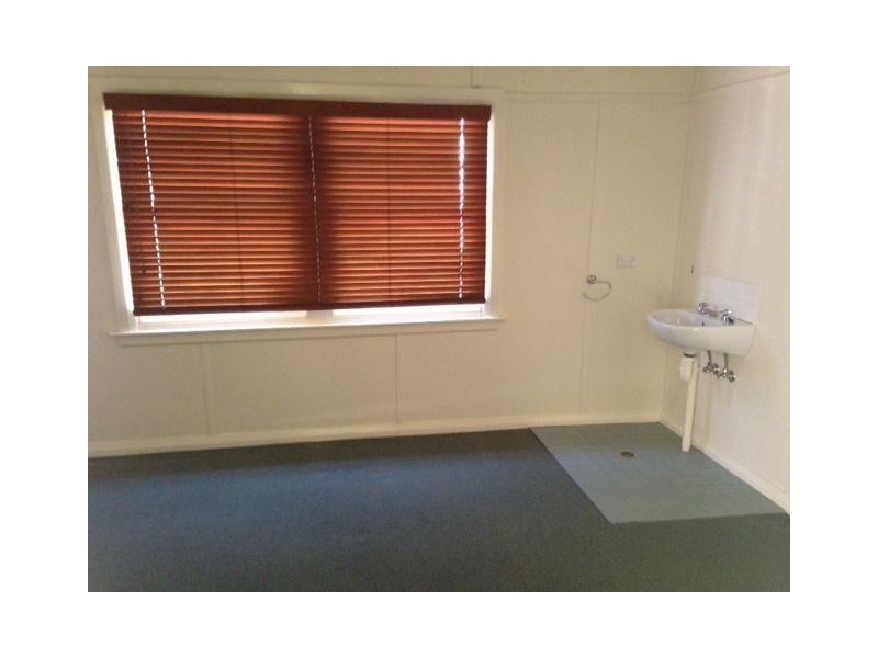 166 Howick Street, Bathurst NSW 2795