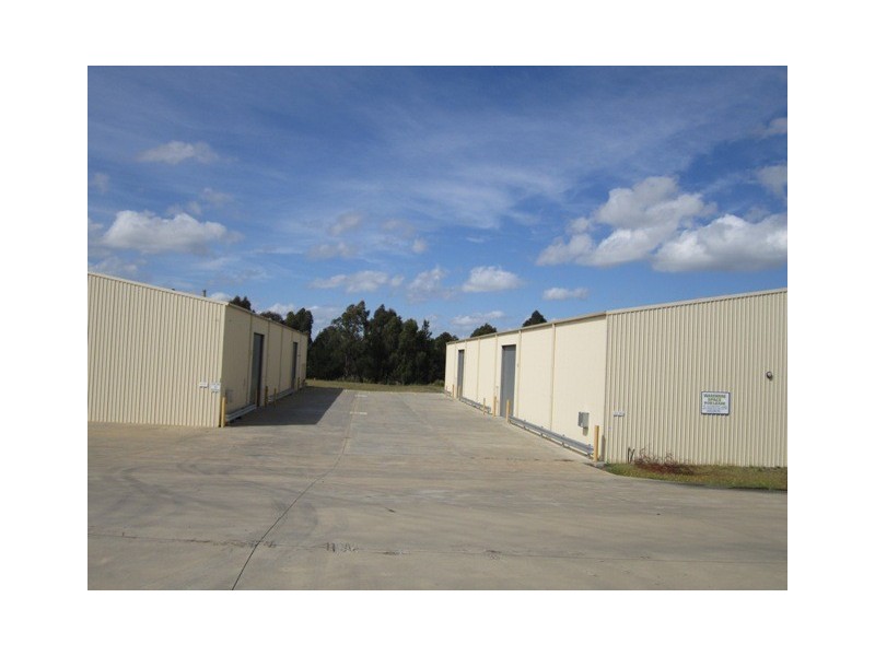 32 Hampden Park Road, Bathurst NSW 2795