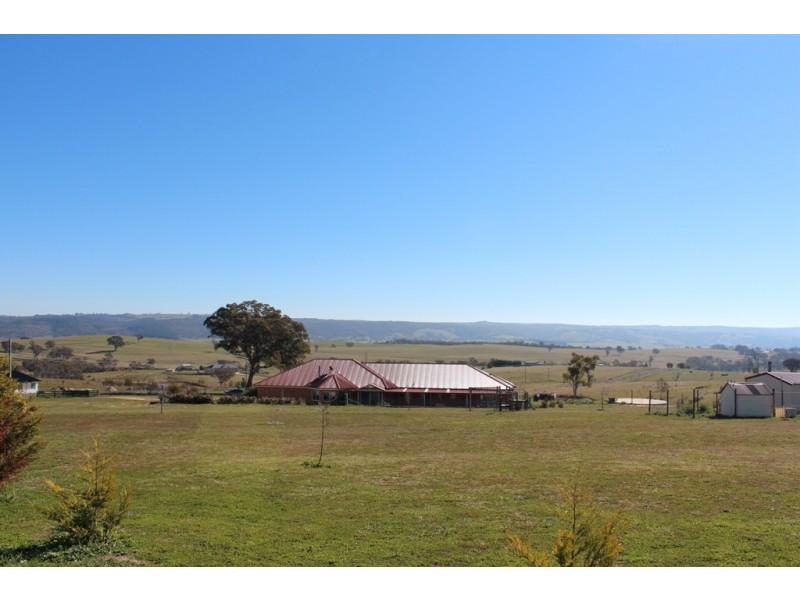 52 Marion Close, Bathurst NSW 2795