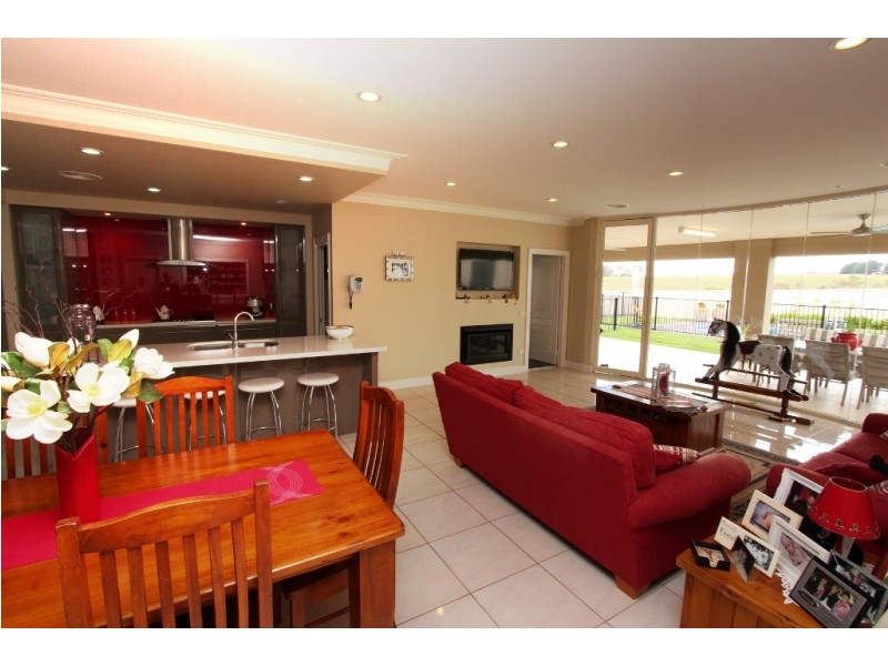 21 Tom Close, Kelso NSW 2795