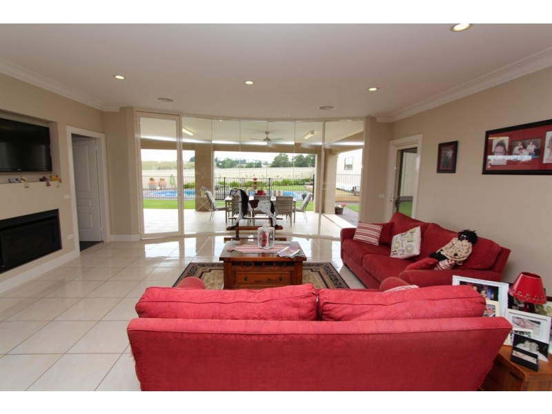 21 Tom Close, Kelso NSW 2795