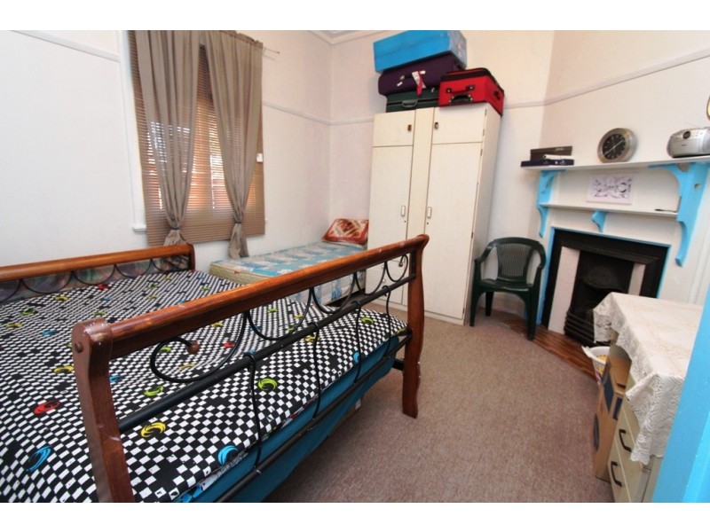 197 Stewart Street, Bathurst NSW 2795