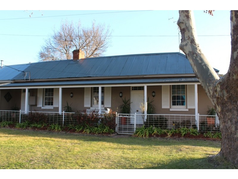 72 Morrisset Street, Bathurst NSW 2795