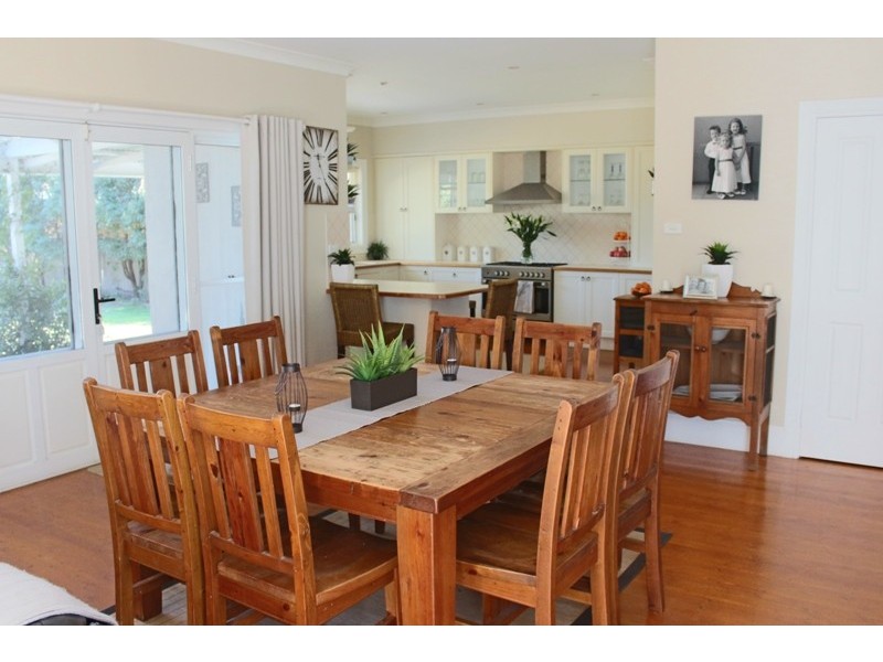 72 Morrisset Street, Bathurst NSW 2795