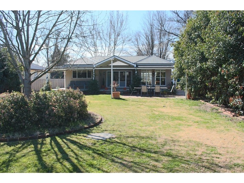 72 Morrisset Street, Bathurst NSW 2795