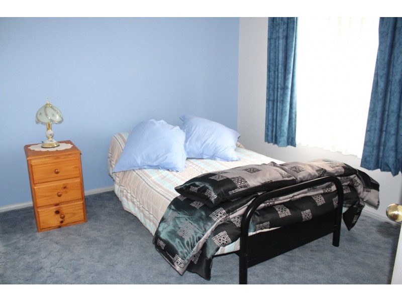 31 Ussher Cres, Windradyne NSW 2795