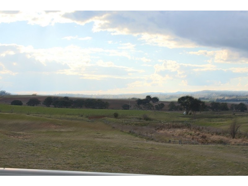 31 Ussher Cres, Windradyne NSW 2795