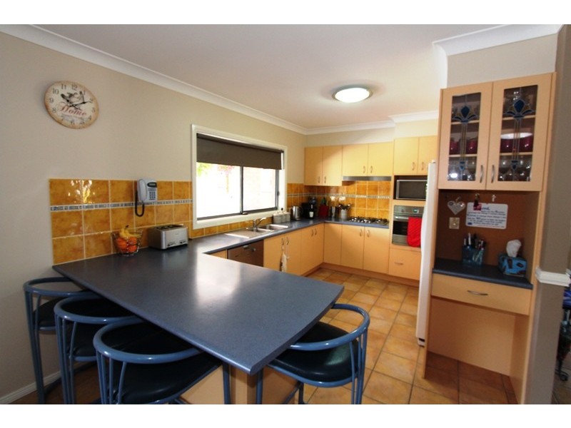 5 Emerald Drive, Kelso NSW 2795