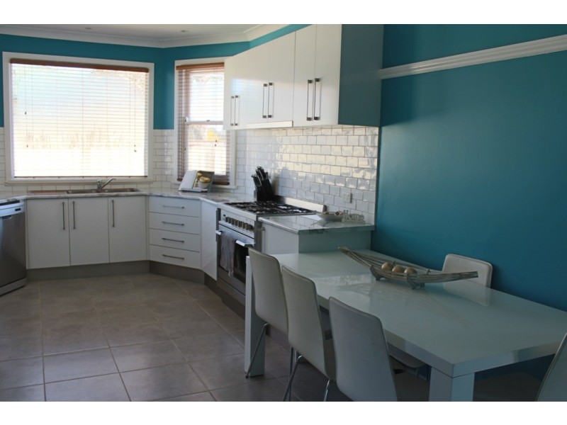 9 Park Street, Eglinton NSW 2795