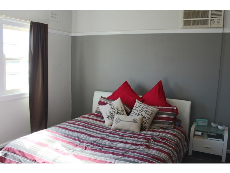 9 Park Street, Eglinton NSW 2795