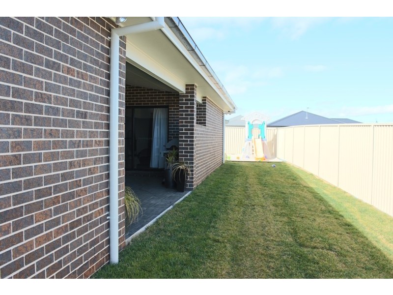22 Mendel Drive, Kelso NSW 2795