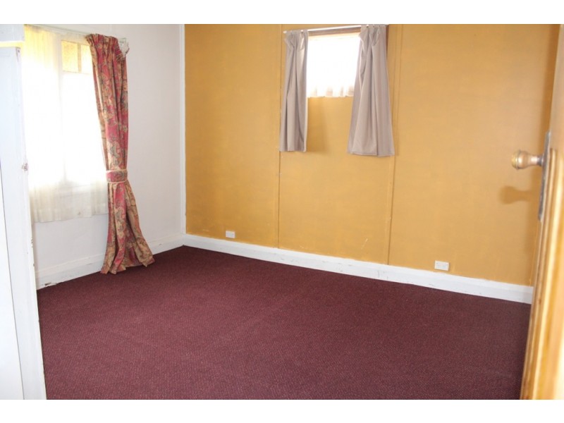 7 Violet Street, South Bathurst NSW 2795
