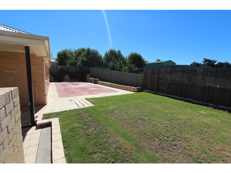 15 Hassall Grove, Kelso NSW 2795