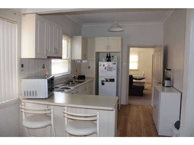 1/126 Howick Street, Bathurst NSW 2795