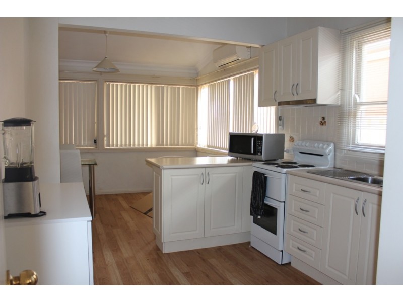 1/126 Howick Street, Bathurst NSW 2795