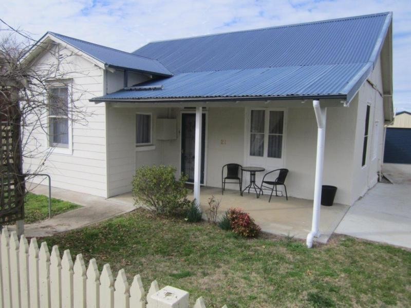 21 Vale Road, Perthville NSW 2795