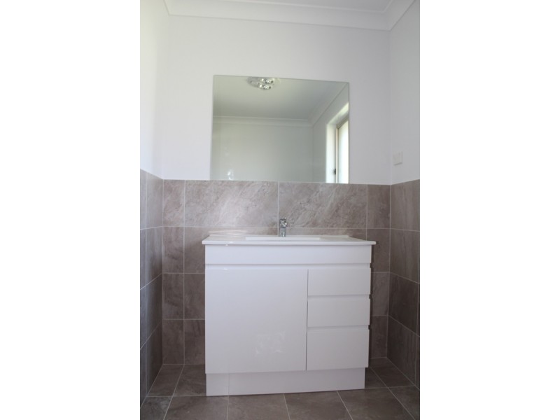 18 Phillip Street, Llanarth NSW 2795