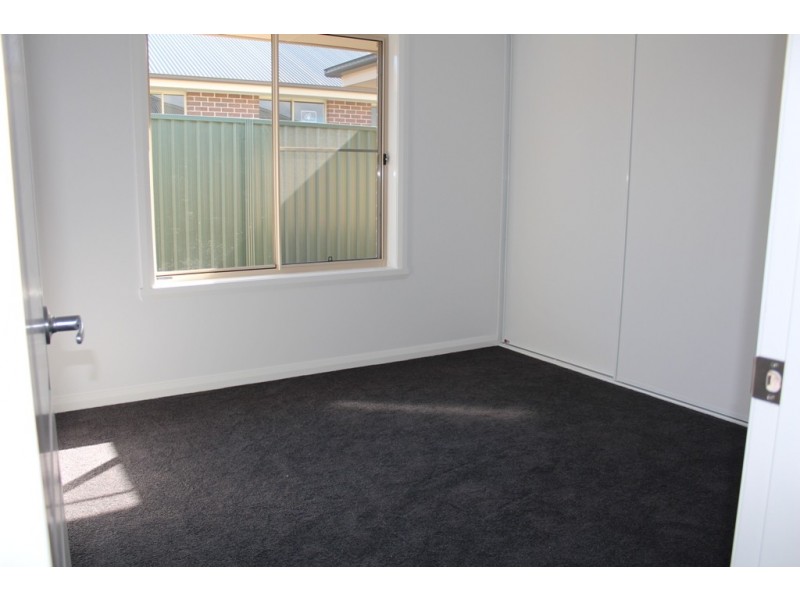 18 Phillip Street, Llanarth NSW 2795