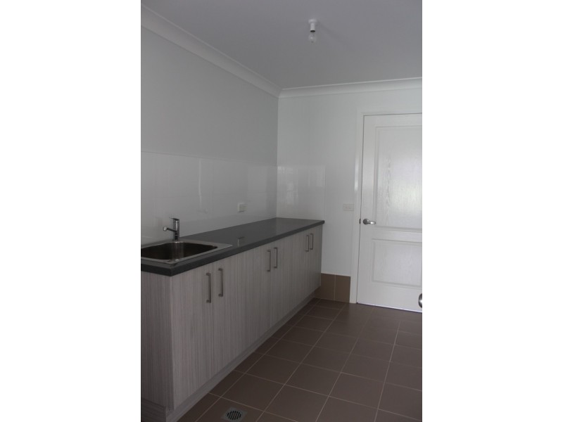 18 Phillip Street, Llanarth NSW 2795