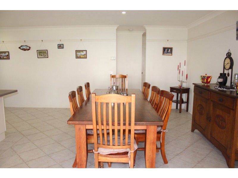 13 Munro Street, Bathurst NSW 2795