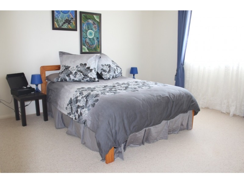 13 Munro Street, Bathurst NSW 2795